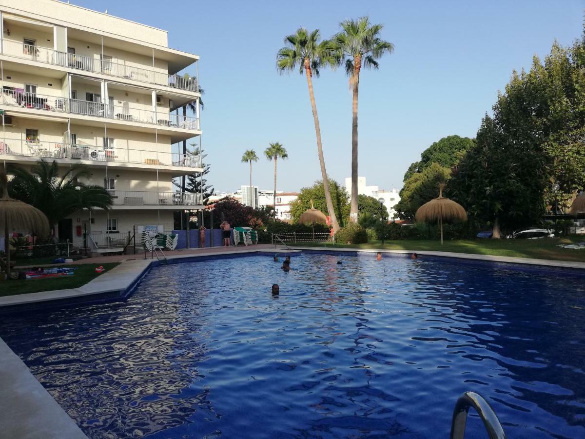 Carihuela Park Palace Apartment Torremolinos Luaran gambar